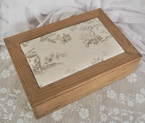Vintage wooden storage box - vintage,